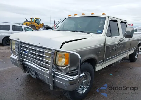 1989 Ford F350 z USA, uszkodzony, nr VIN 2FTJW35G1KCA26483